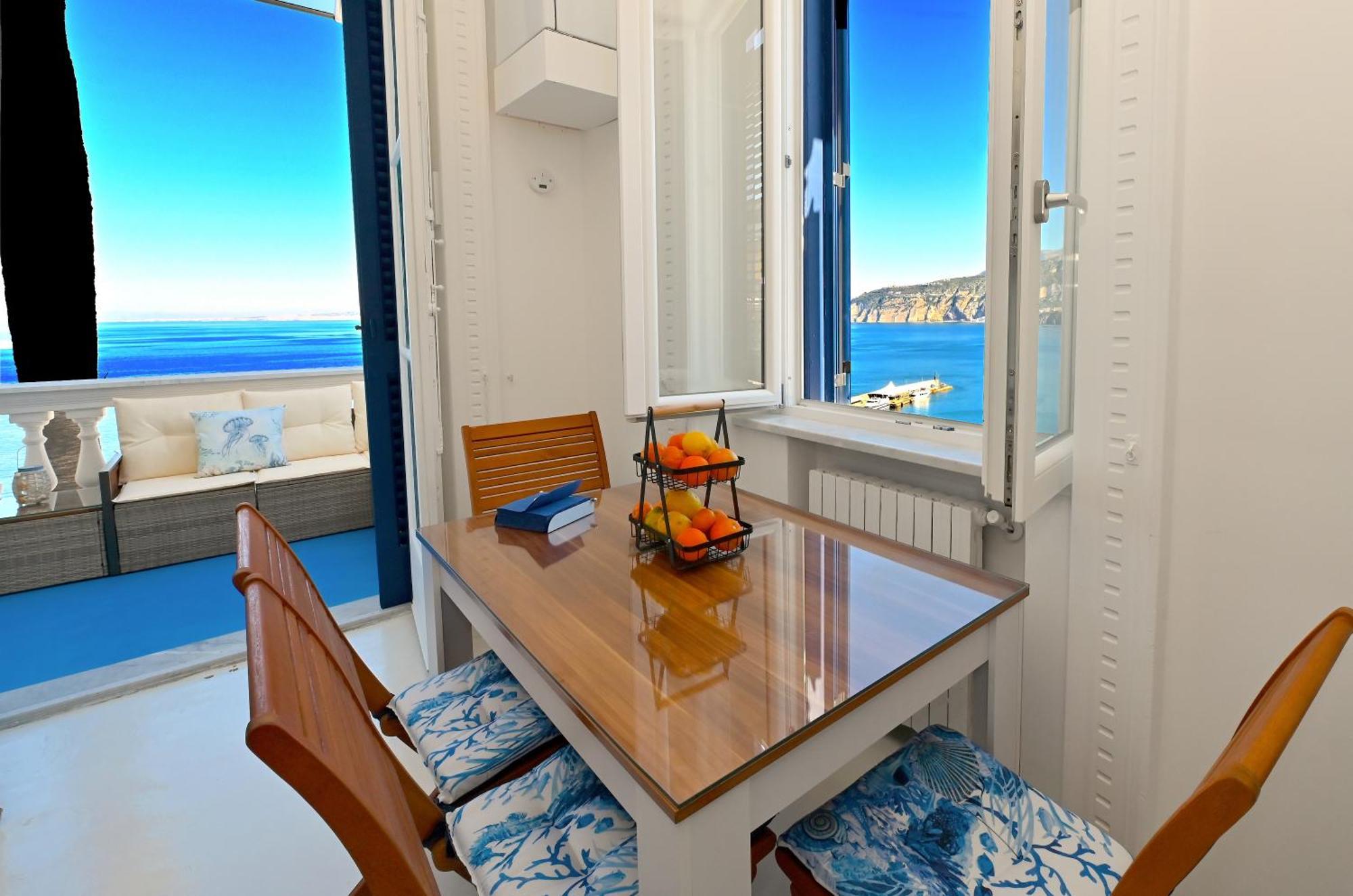 La Terrazza 38 Bed & Breakfast ซอร์เรนโต ภายนอก รูปภาพ