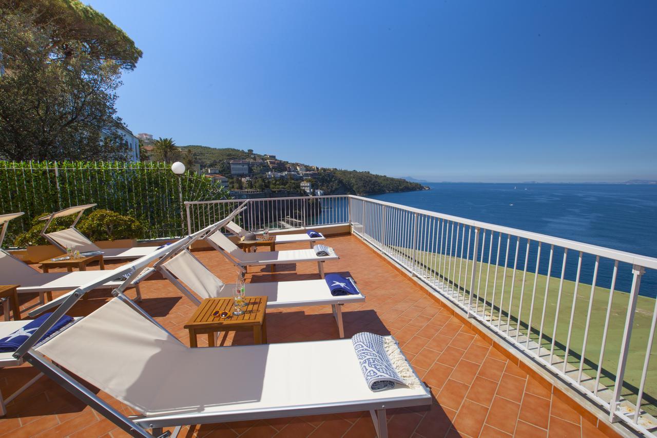 La Terrazza 38 Bed & Breakfast ซอร์เรนโต ภายนอก รูปภาพ