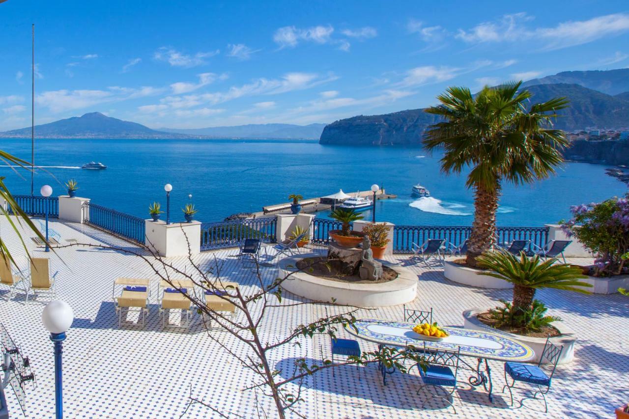 La Terrazza 38 Bed & Breakfast ซอร์เรนโต ภายนอก รูปภาพ