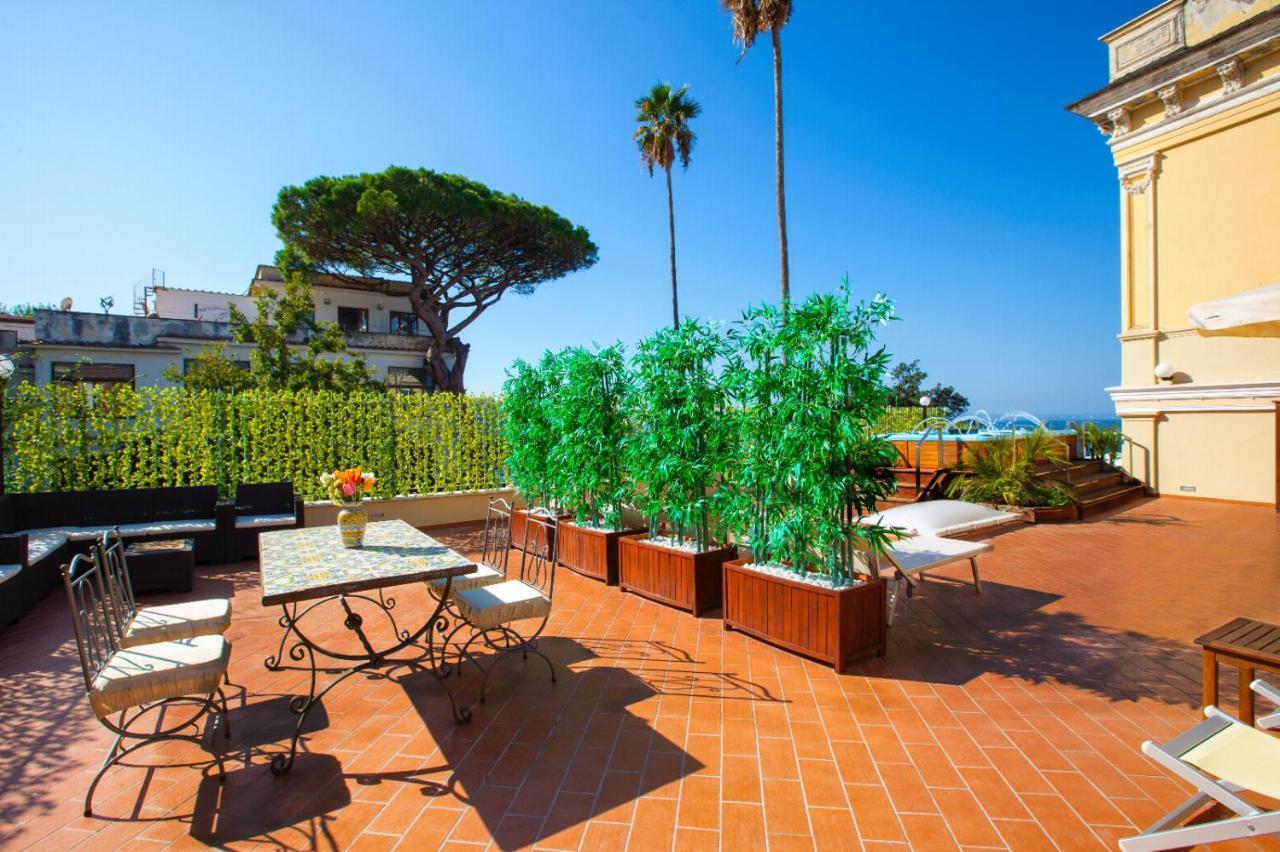 La Terrazza 38 Bed & Breakfast ซอร์เรนโต ภายนอก รูปภาพ